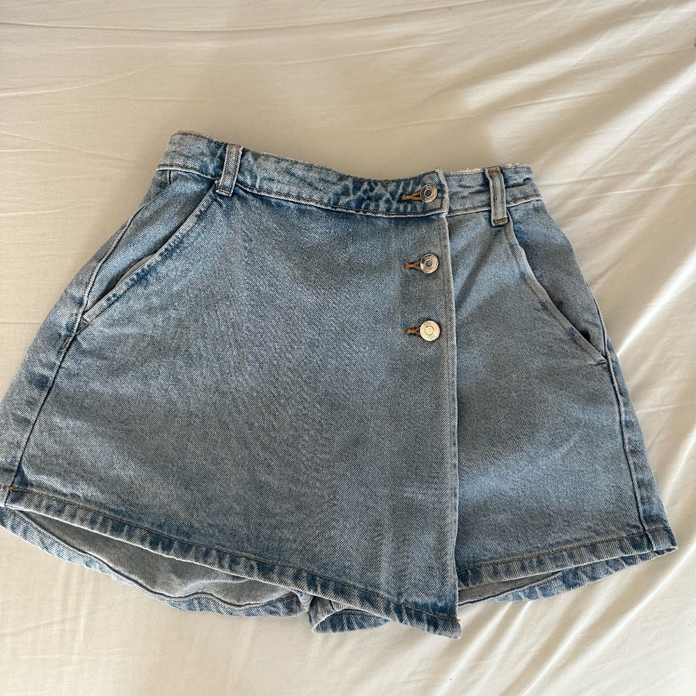 WRAP DENIM SKORT